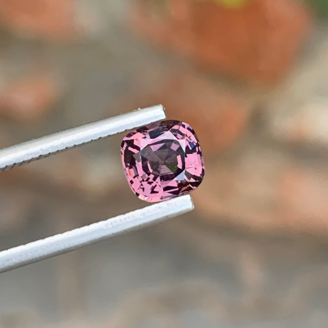 faceted spinel