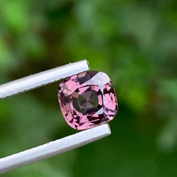 faceted spinel