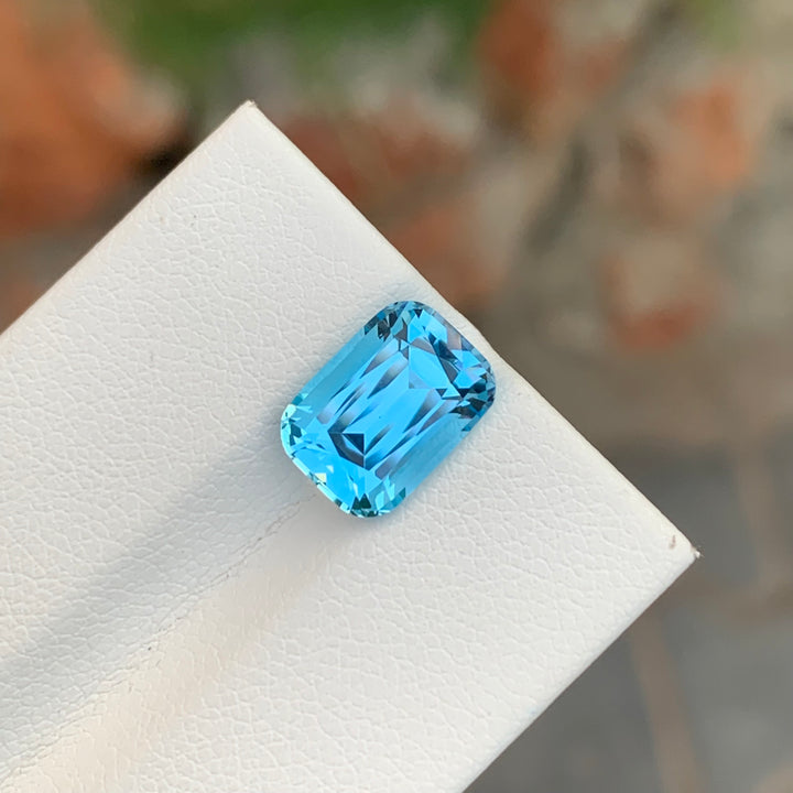 sky blue topaz