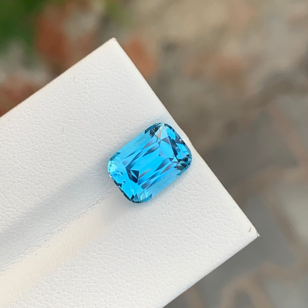 sky blue topaz