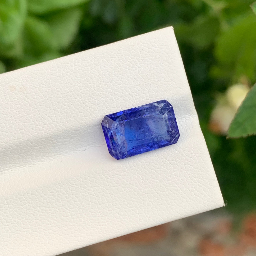 loose tanzanite