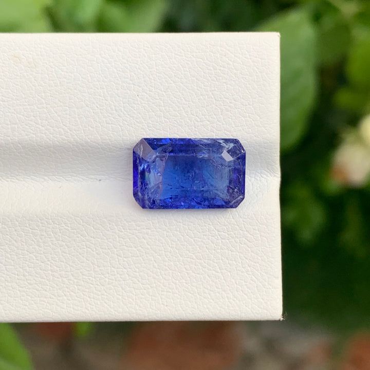 loose tanzanite