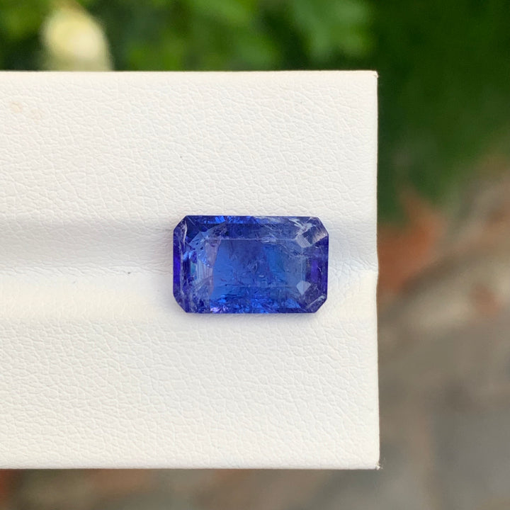 loose tanzanite