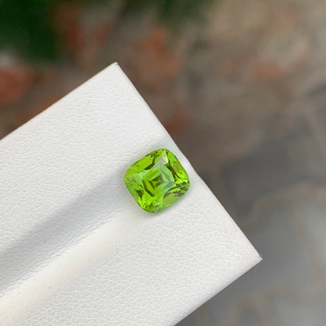 2.75 Carats Cushion Cut Faceted Peridot