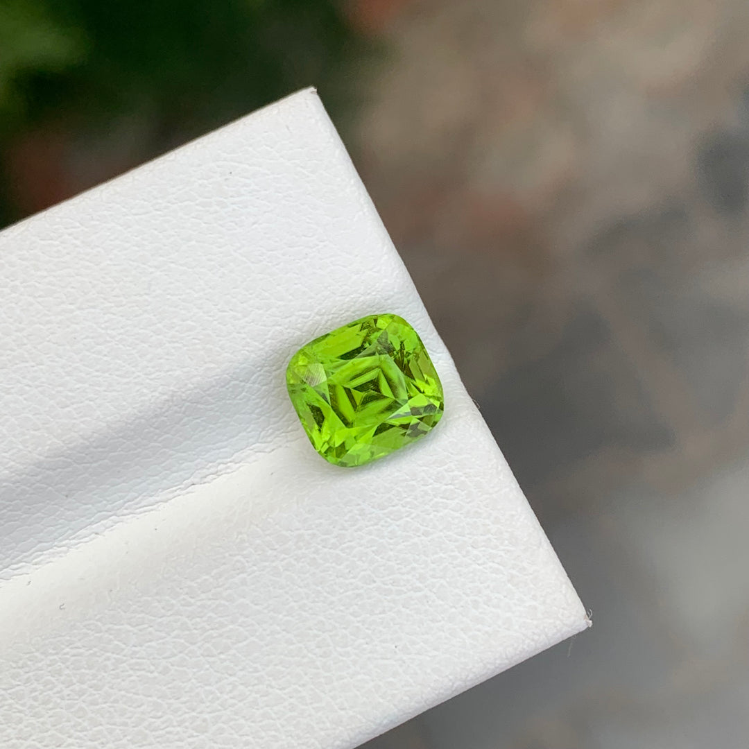 2.75 Carats Cushion Cut Faceted Peridot