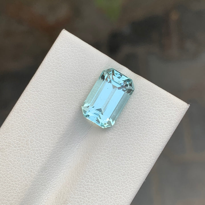 5.20 Carats Emerald Cut Loose Aquamarine