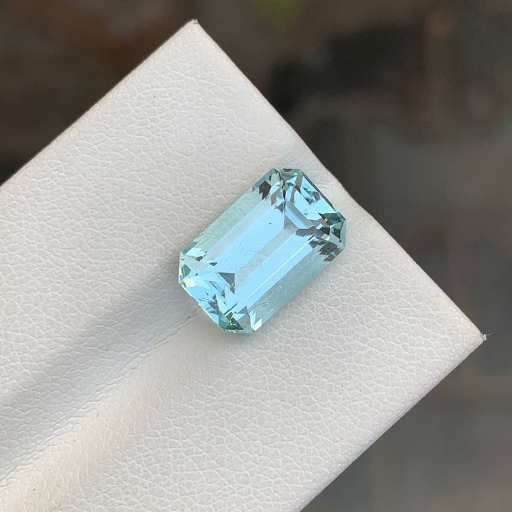 5.20 Carats Emerald Cut Loose Aquamarine