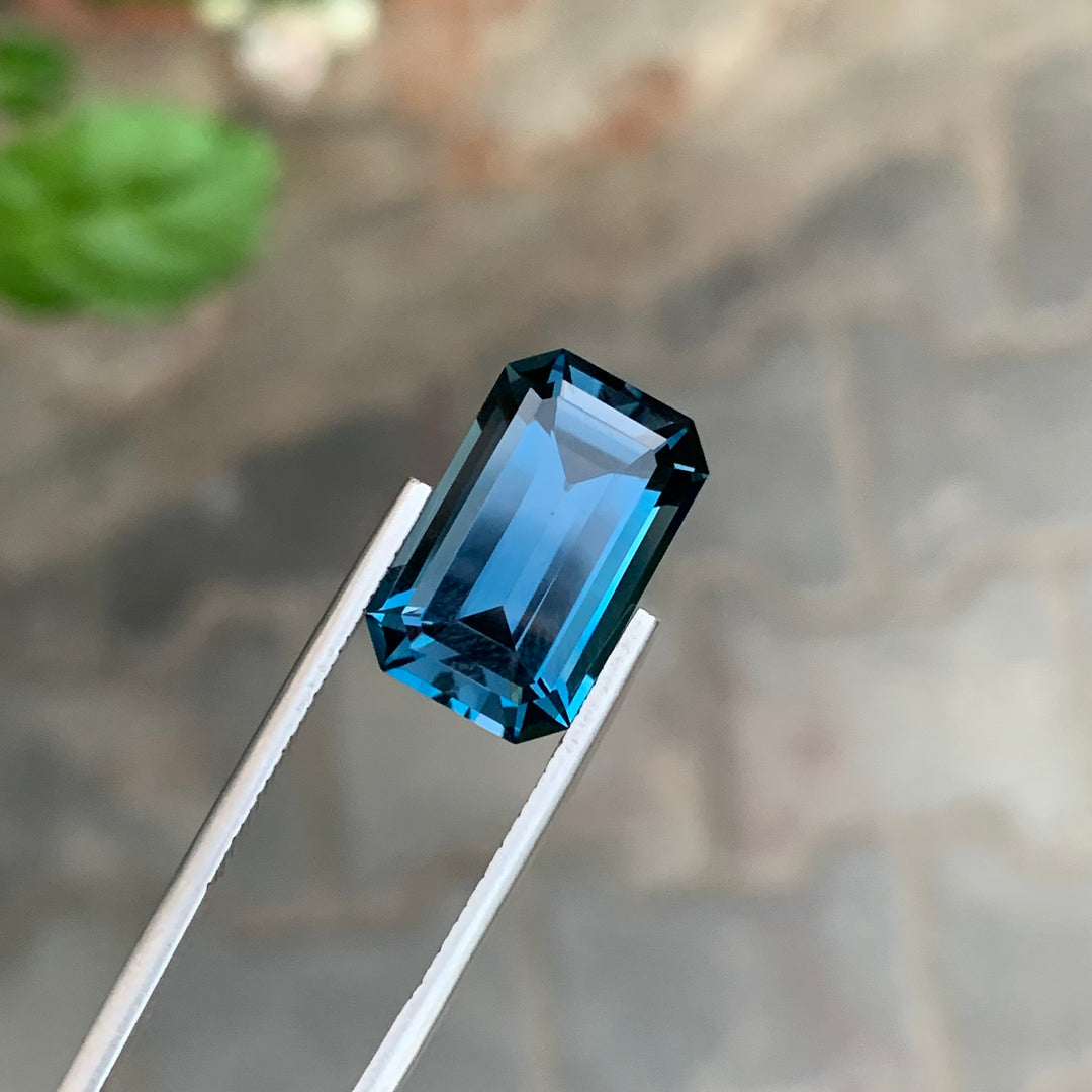 13.20 Carats Emerald Cut Faceted London Blue Topaz