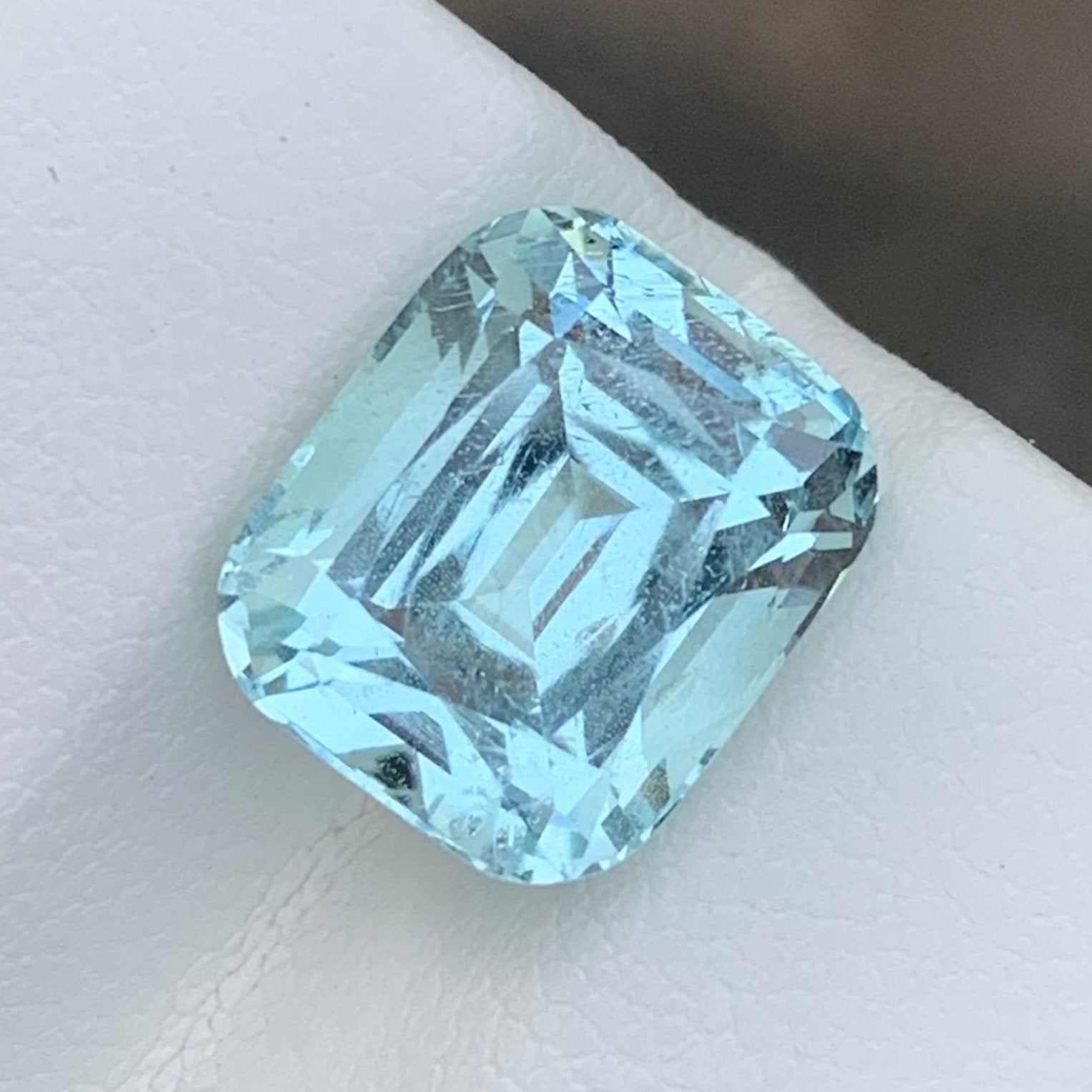 loose aquamarine