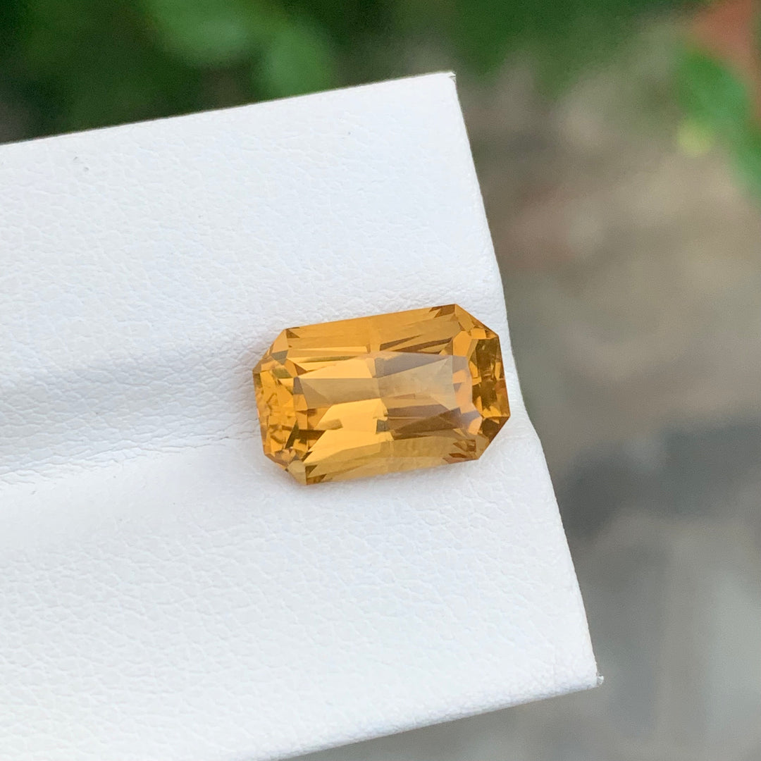 4.75 Carats Emerald Shape Loose Citrine