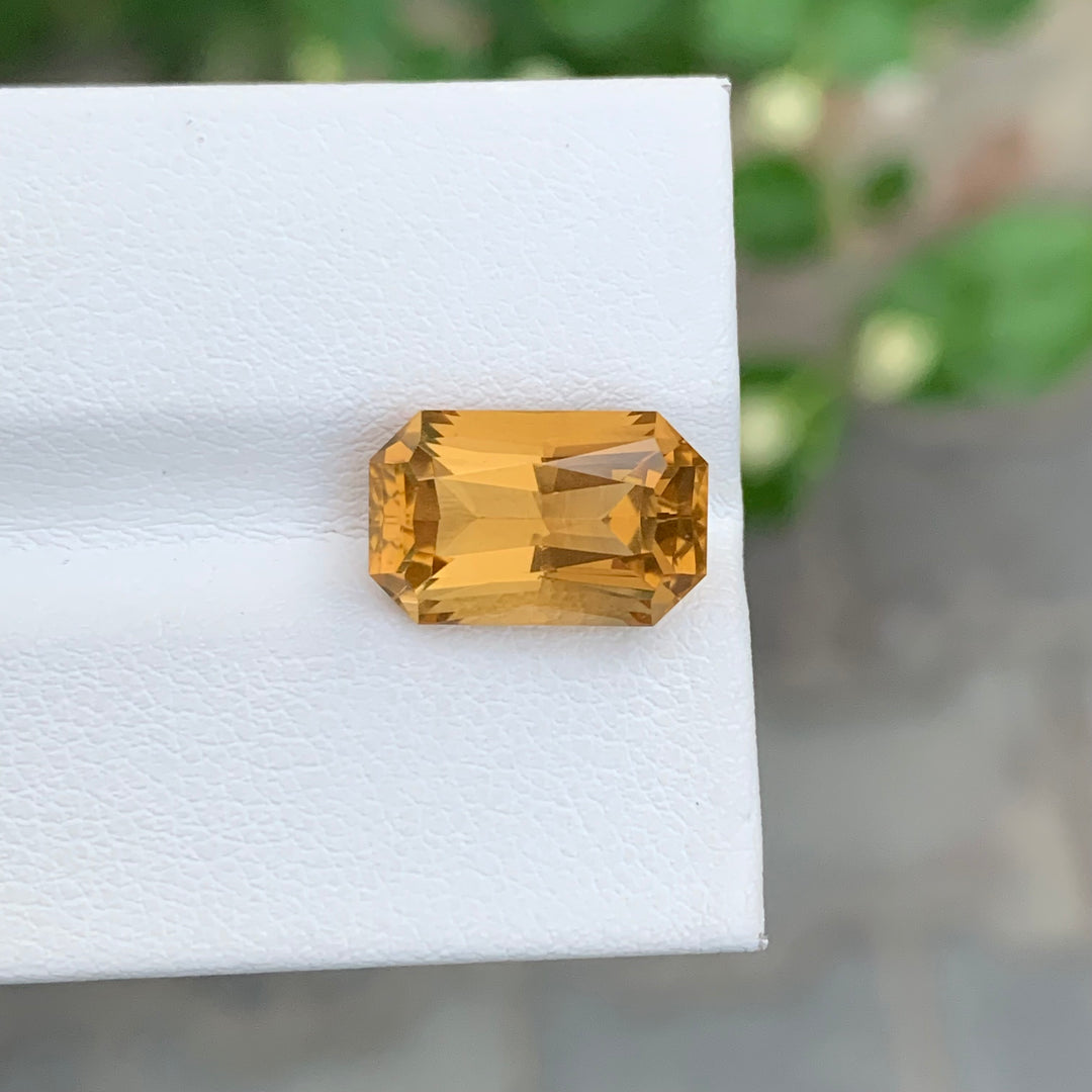 4.75 Carats Emerald Shape Loose Citrine