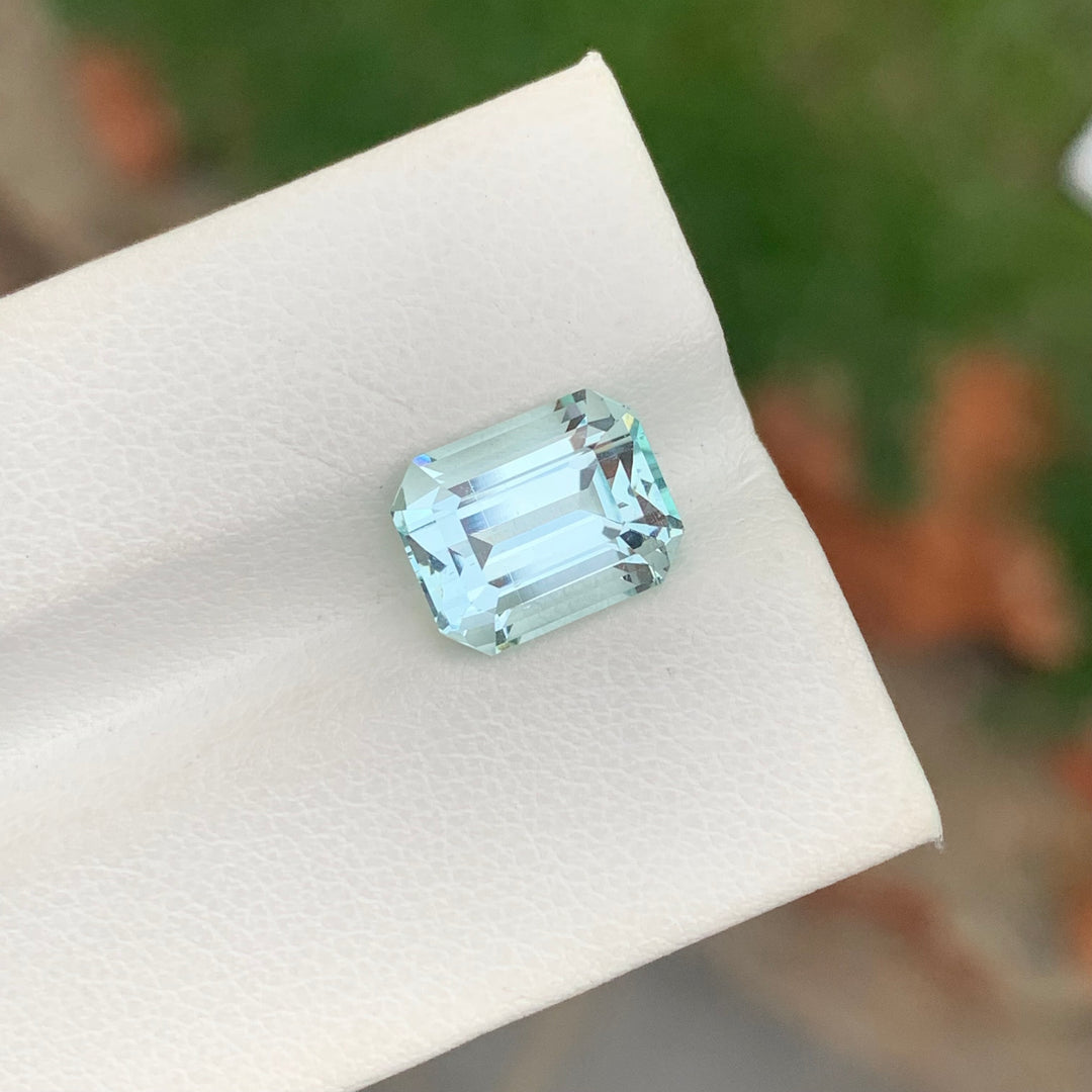 4.20 Carats Emerald Cut Loose Aquamarine