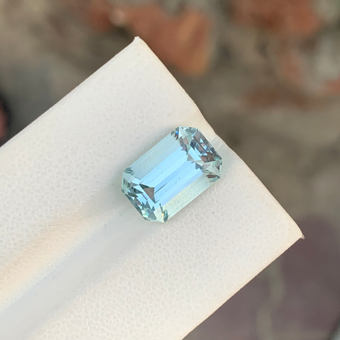 5.45 Carats Emerald Shape Loose Aquamarine