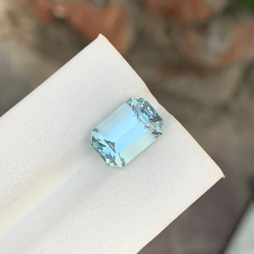 5.45 Carats Emerald Shape Loose Aquamarine