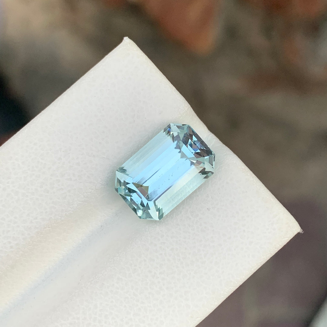 5.45 Carats Emerald Shape Loose Aquamarine