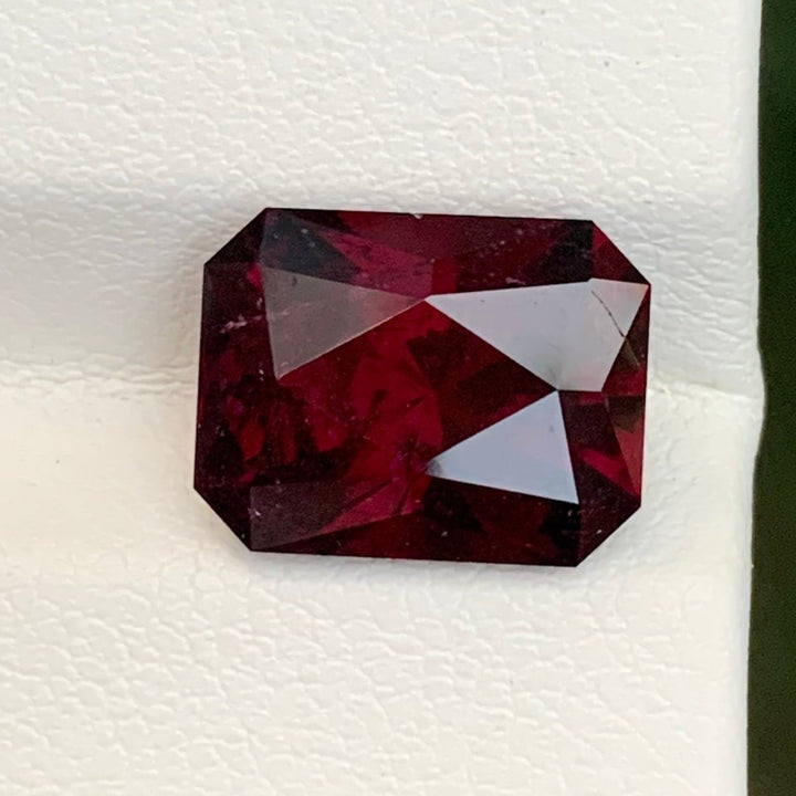 loose garnet