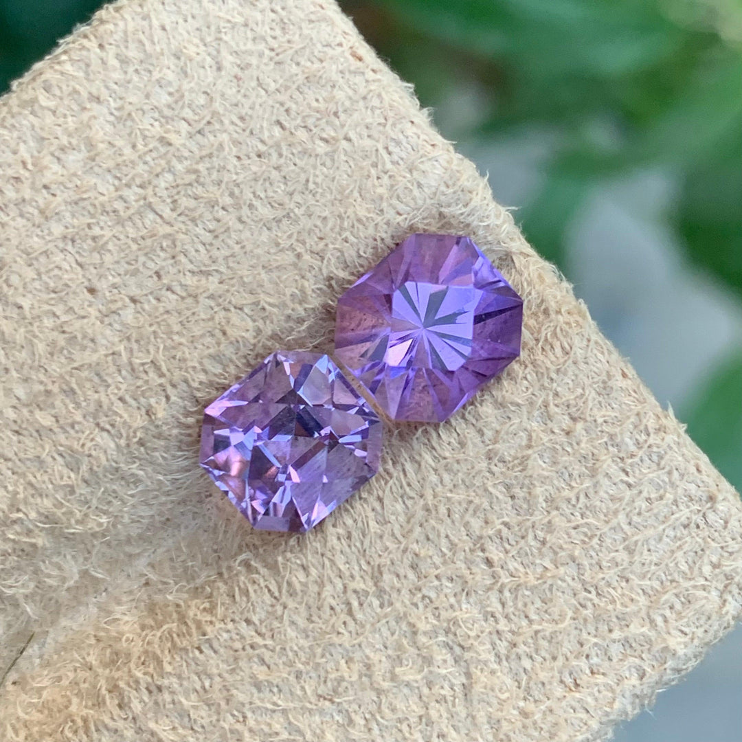 4.30 Carats Faceted Amethyst Pieces