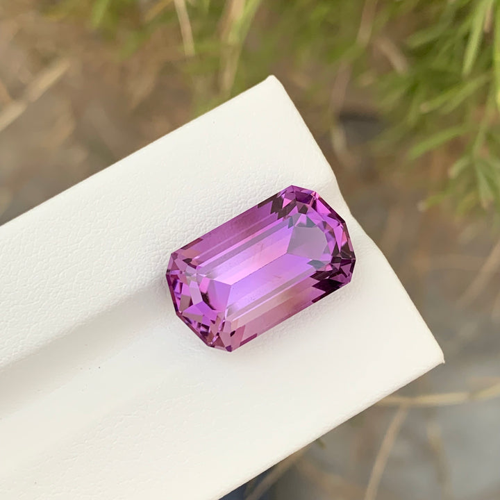 Magnificent 13.85 Carats Faceted Amethyst Gemstone