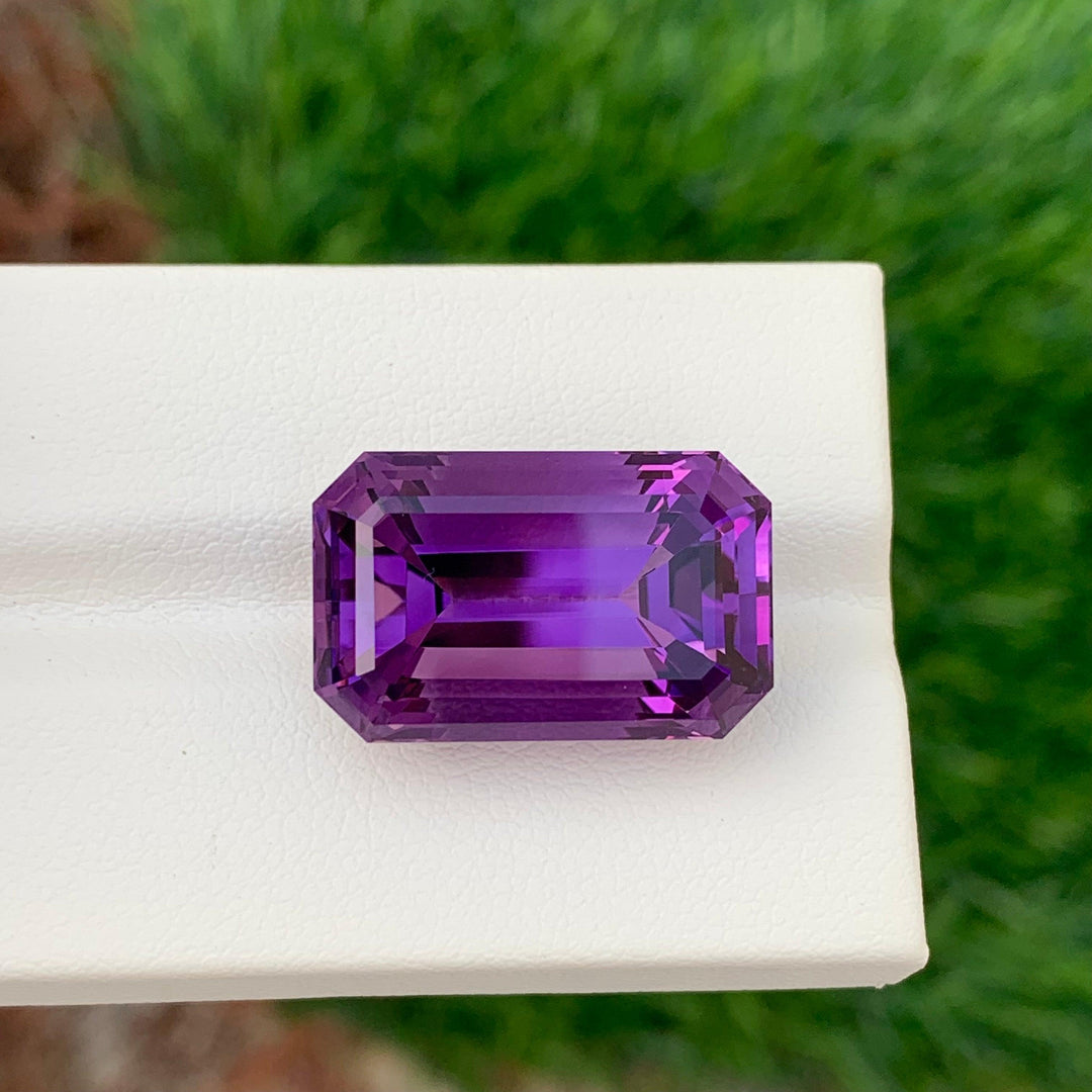 20.50 Carats Loose Amethyst Deep Purple