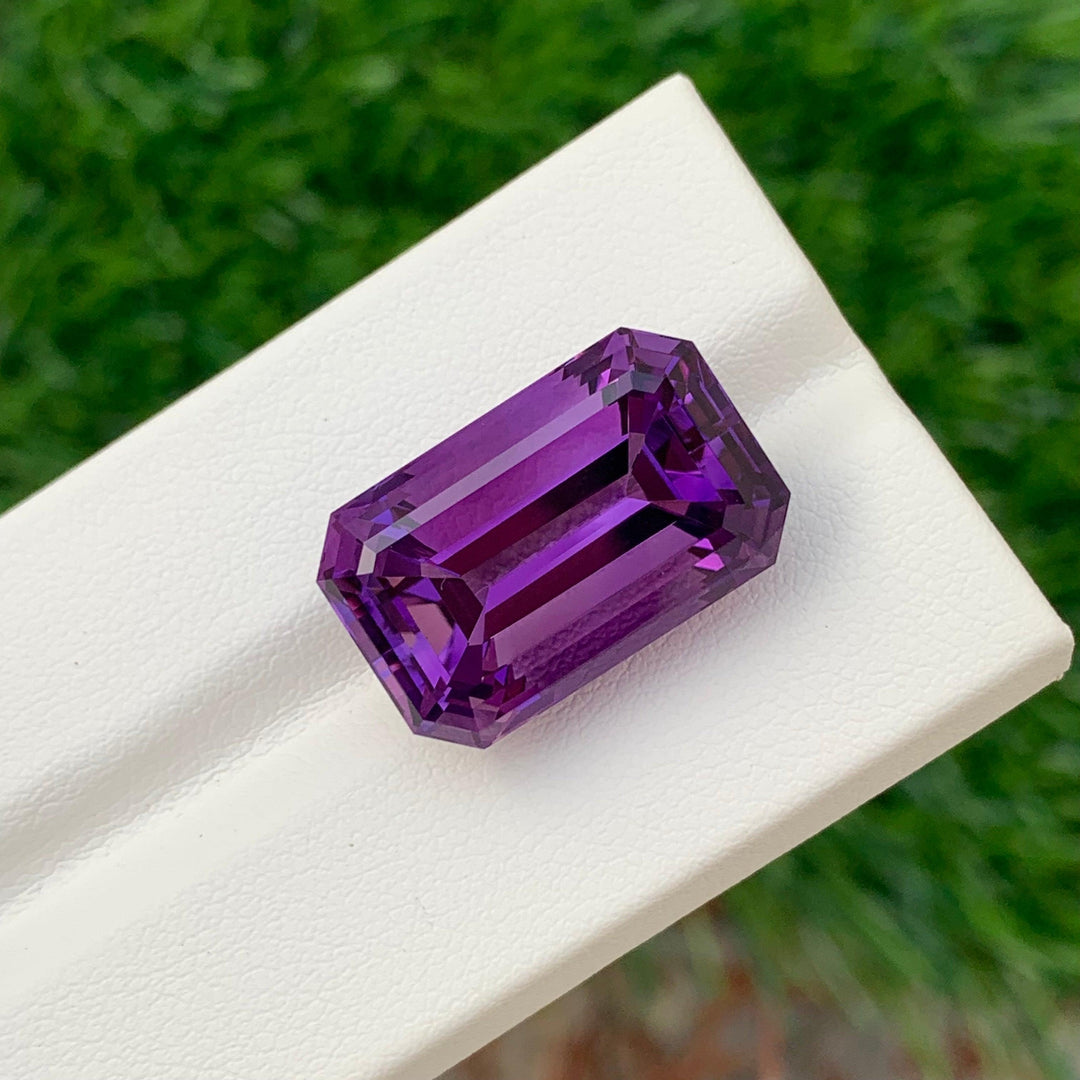 20.50 Carats Loose Amethyst Deep Purple