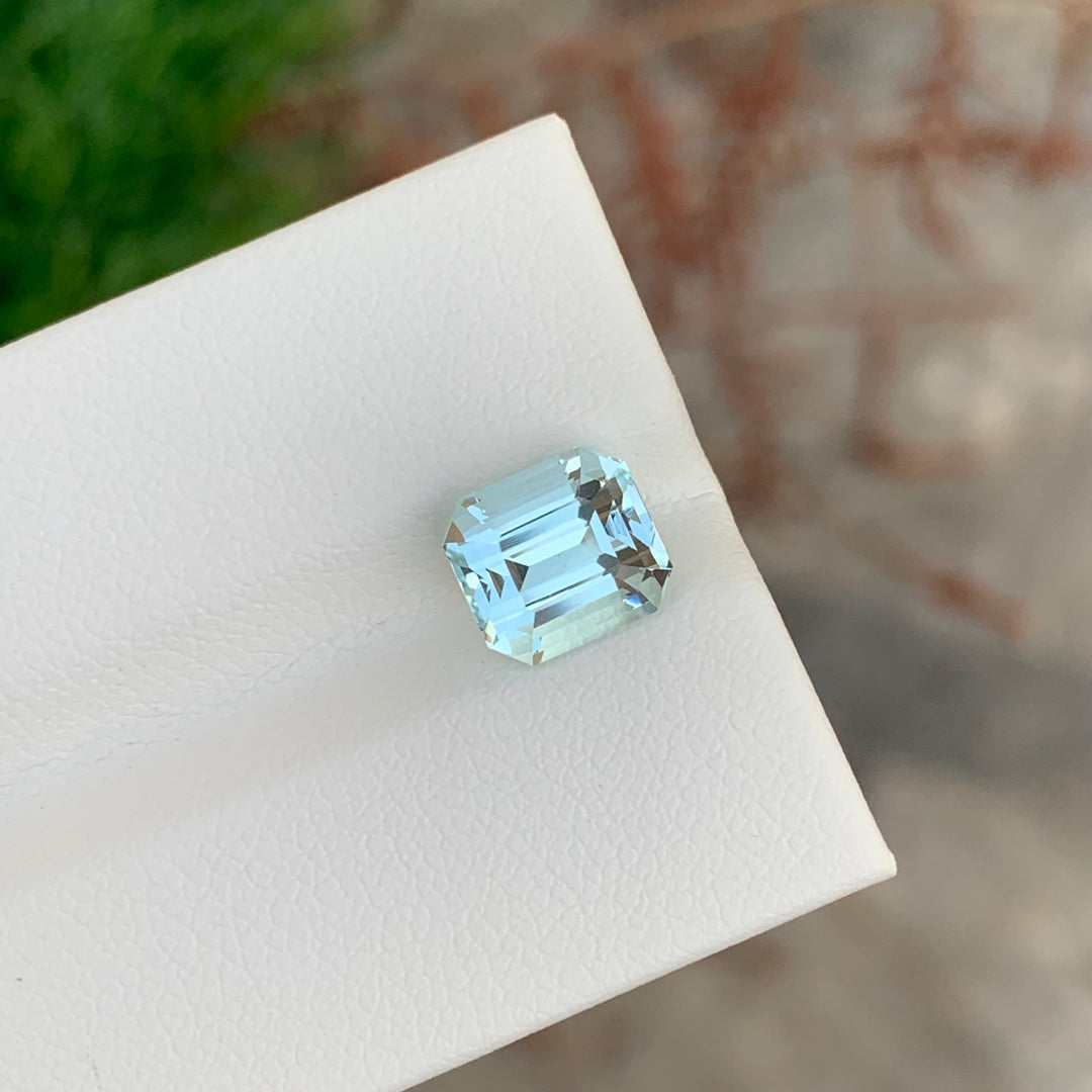 2.40 Carats Loose Aquamarine Emerald Cut