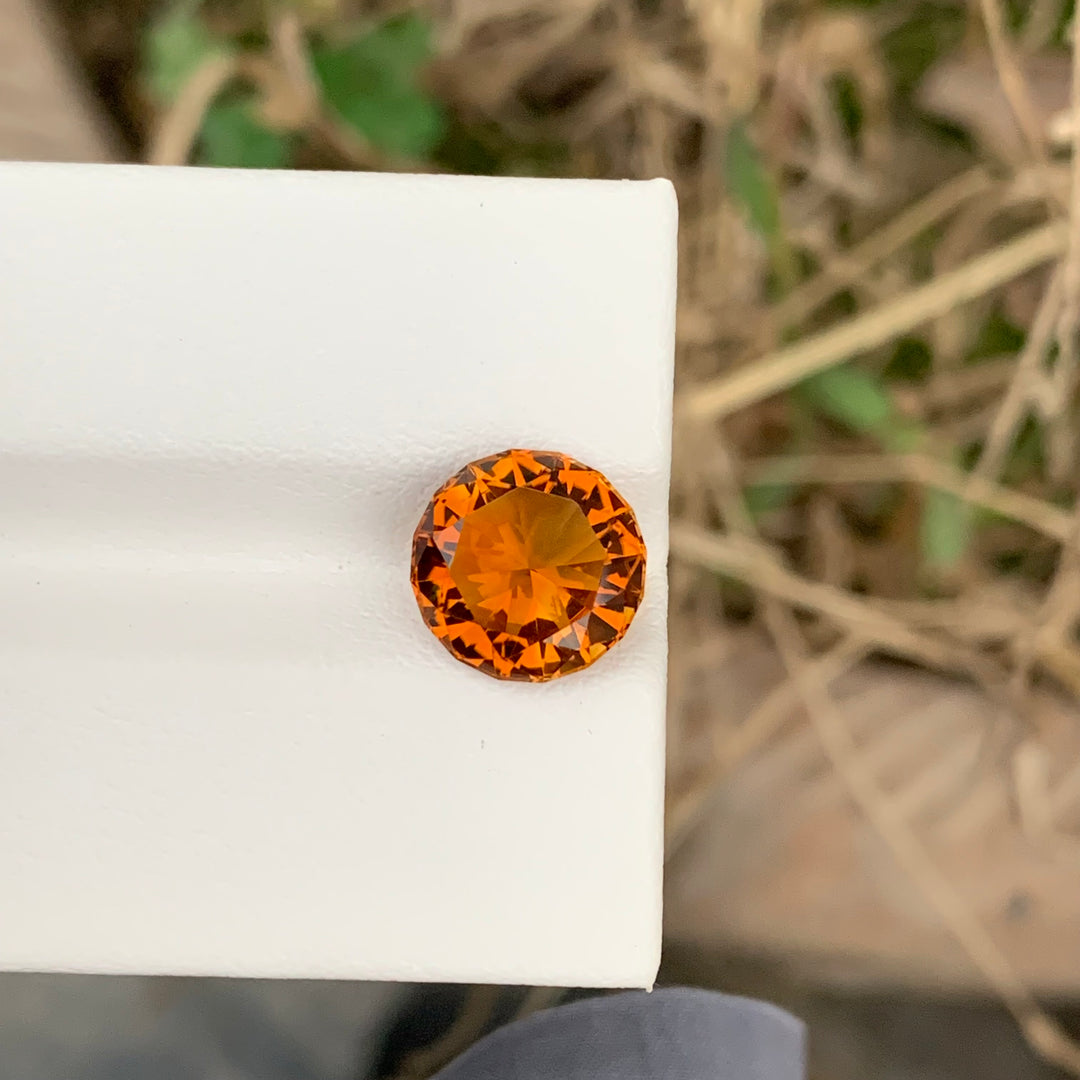 Stunning 3.10 Carats Faceted Fancy Round Cut Madeira Citrine