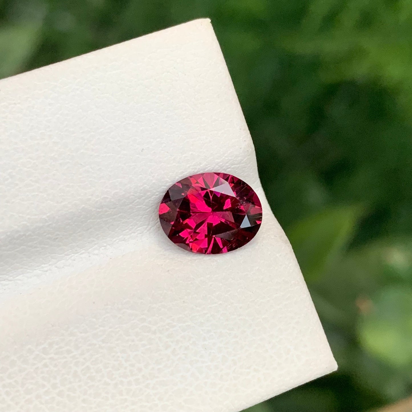 2.30 Carats Rose Red Garnet Stone Oval Cut Tanzania Gemstone