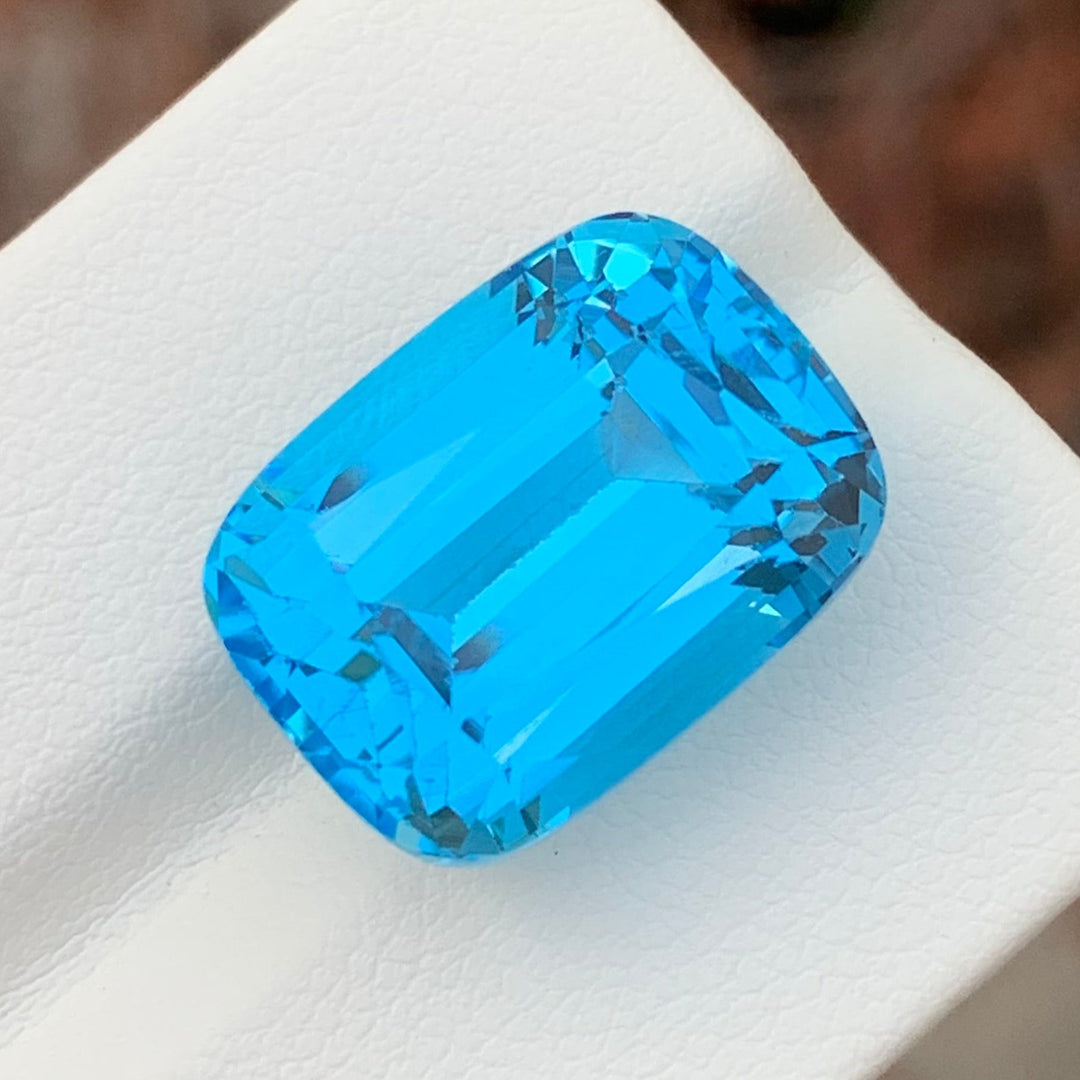 sky blue topaz