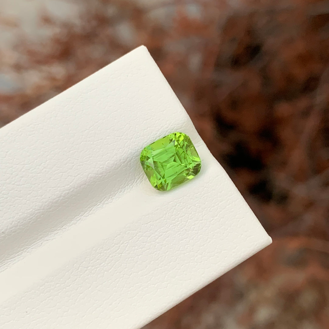 2.40 Carats Loose Peridot Cushion Cut