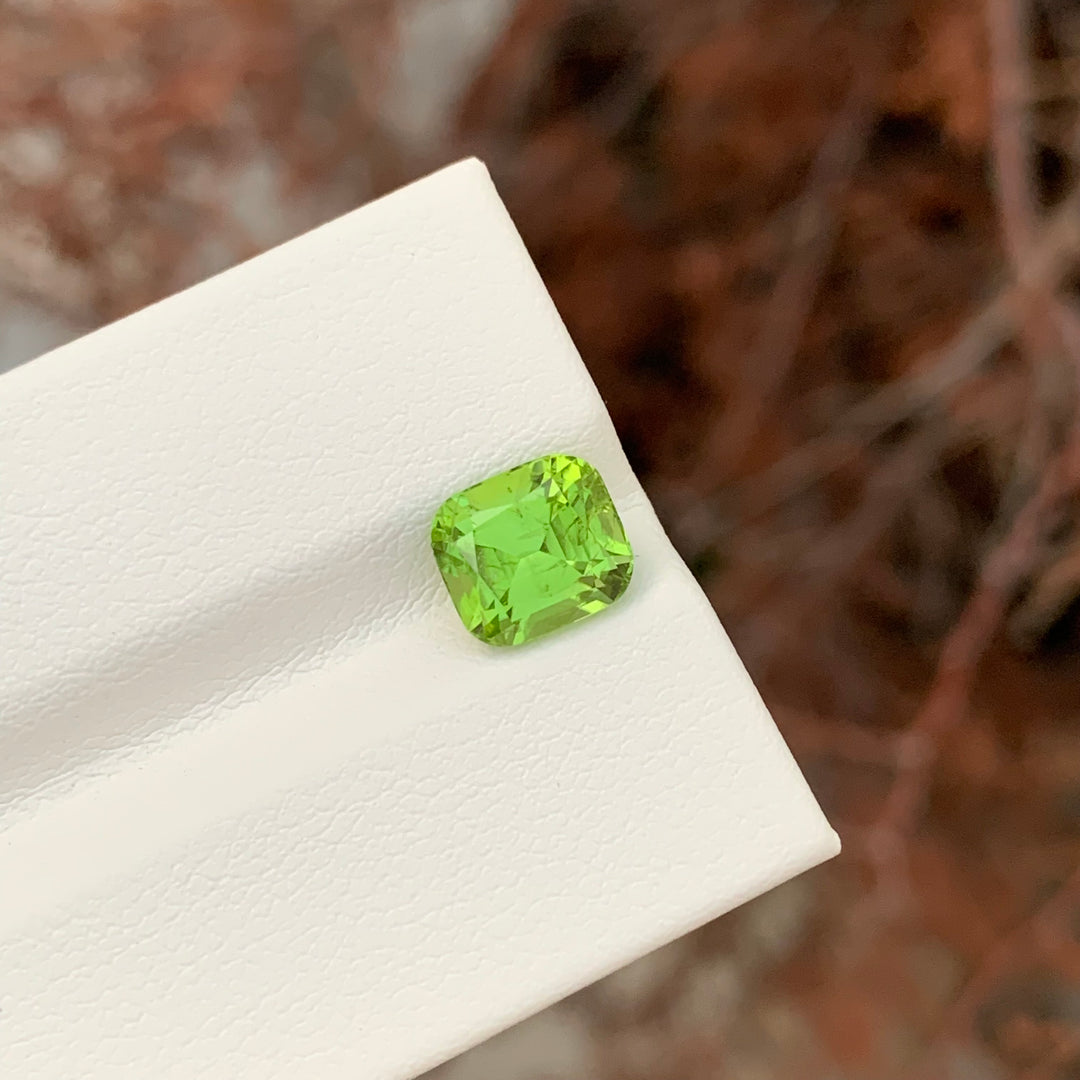 2.40 Carats Loose Peridot Cushion Cut