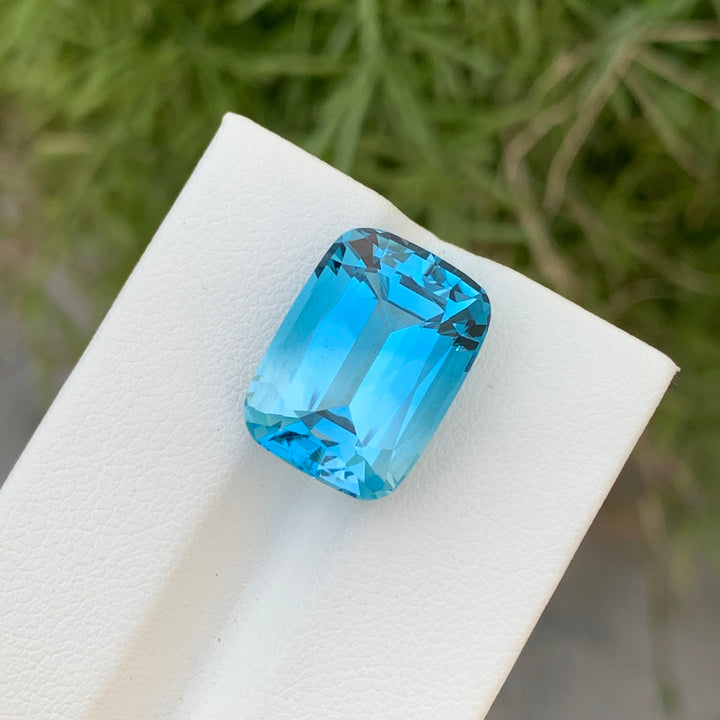 14.95 Carats Faceted Cushion Shape Sky Blue Topaz For Jewelry