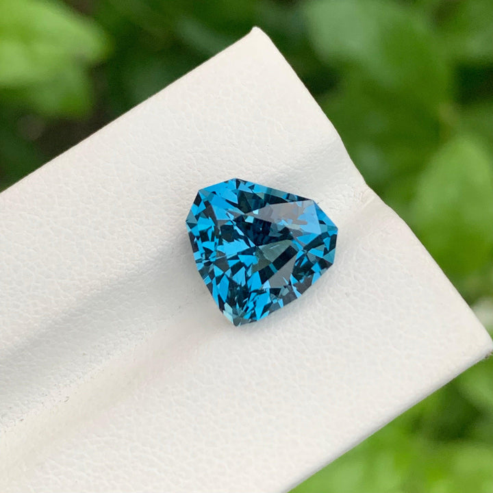 7.15 Carats Loose Heart Shape London Blue Topaz