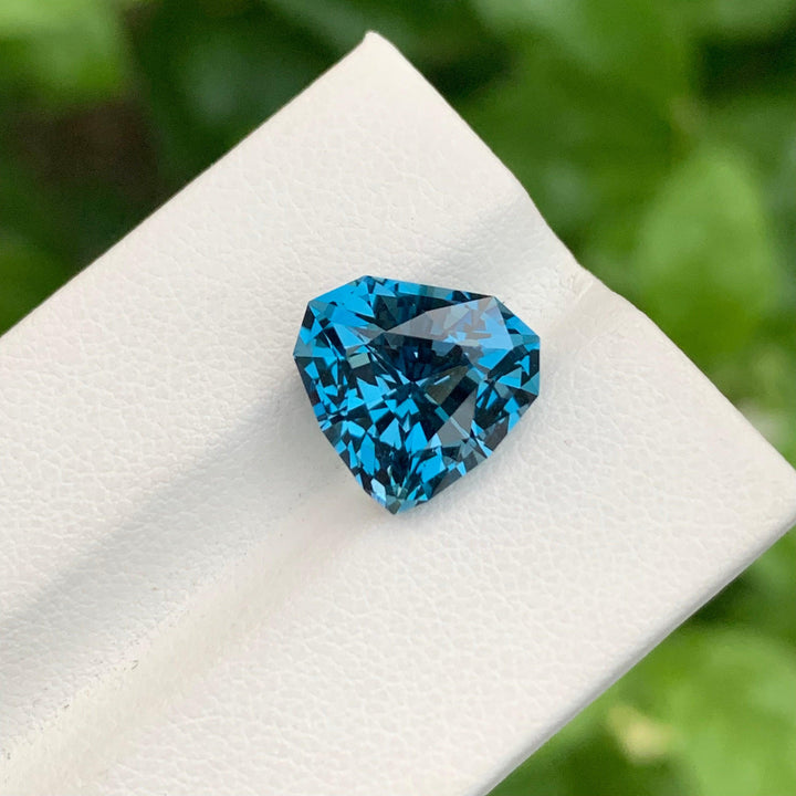 7.15 Carats Loose Heart Shape London Blue Topaz