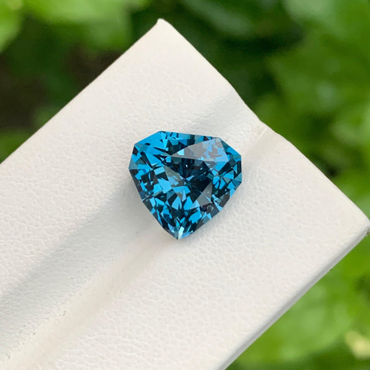 7.15 Carats Loose Heart Shape London Blue Topaz