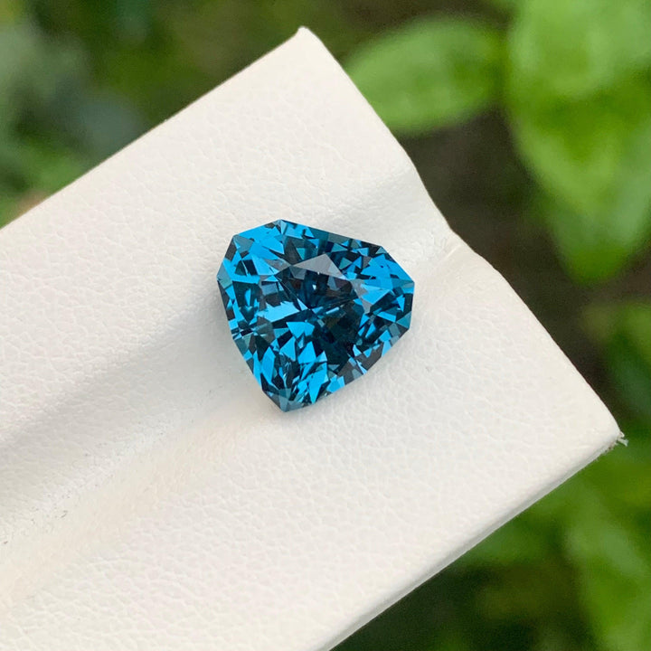 7.15 Carats Loose Heart Shape London Blue Topaz