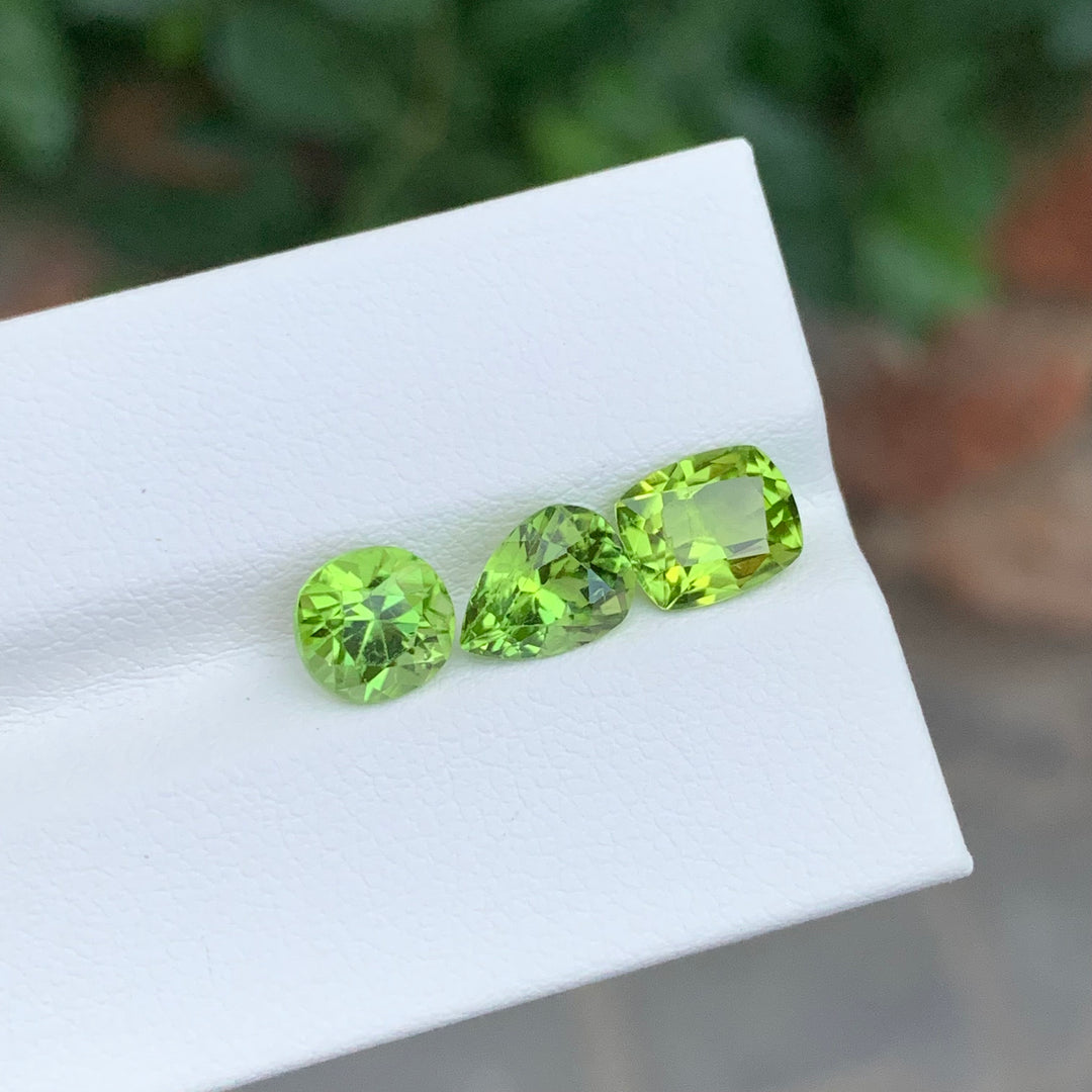 4.85 Carats Loose Peridot Lot