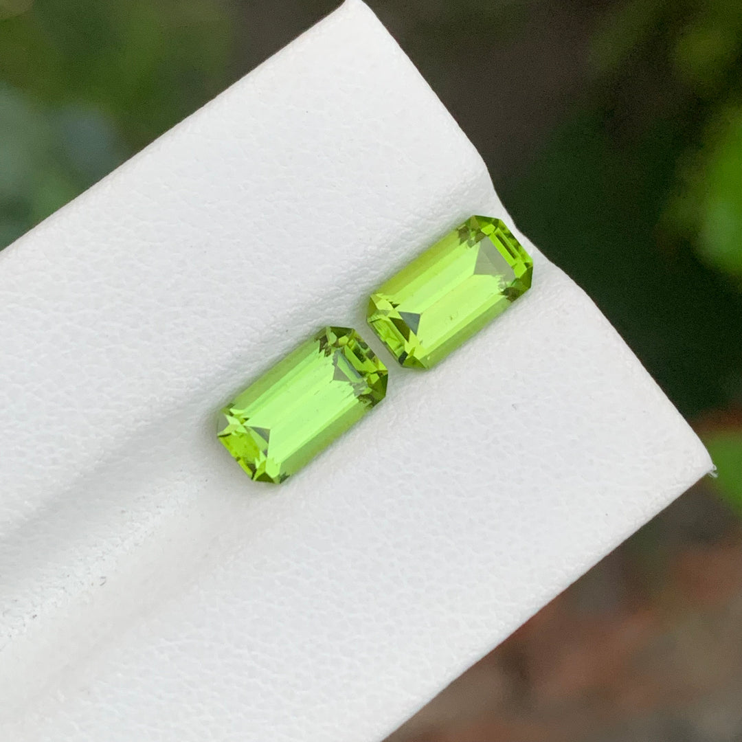 4.20 Carats Faceted Emerald Shape Apple Green Peridot Pair