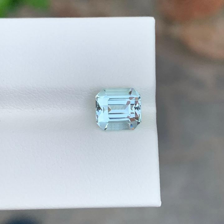 2.30 Carats Loose Aquamarine Emerald Cut