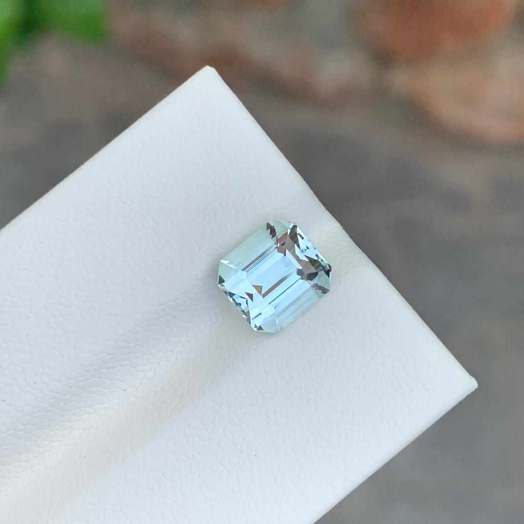 2.30 Carats Loose Aquamarine Emerald Cut