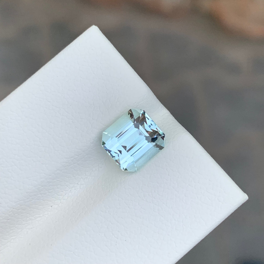 2.30 Carats Loose Aquamarine Emerald Cut