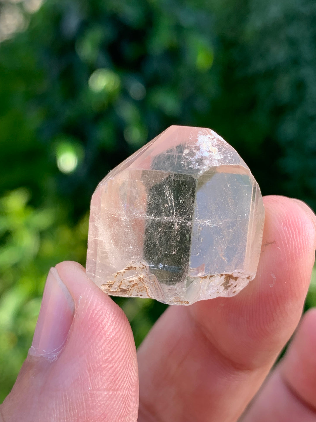 rough golden topaz