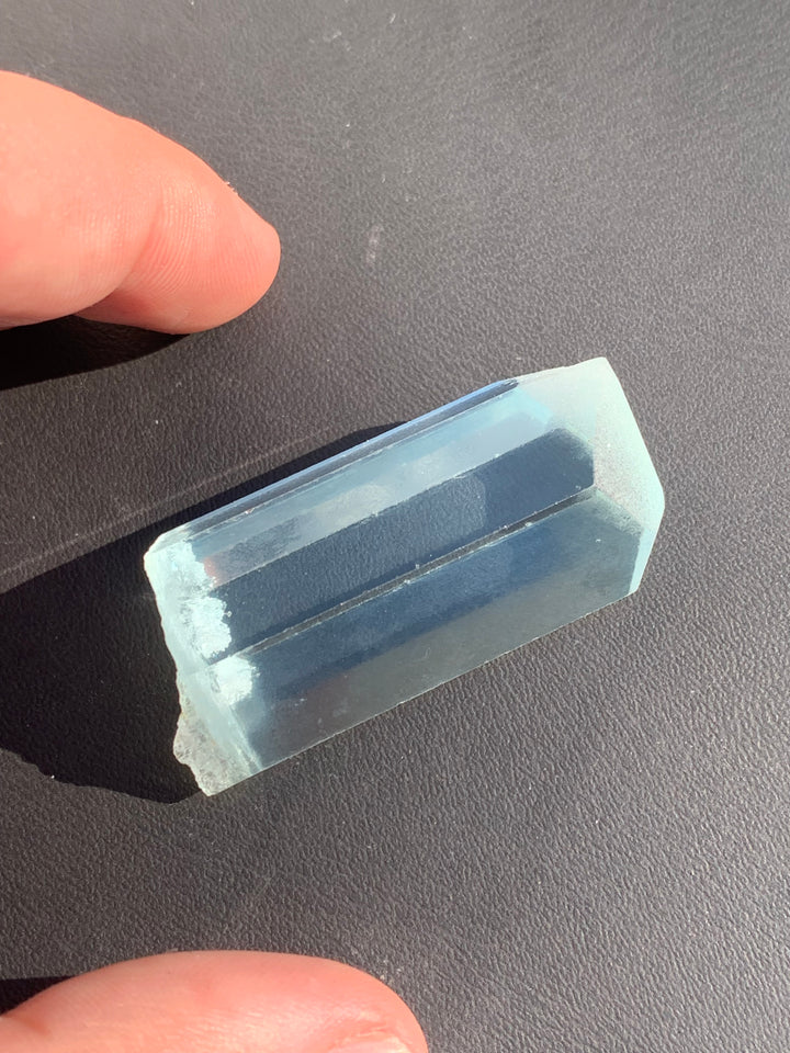 22.81 Grams Faceting Grade Aquamarine Piece