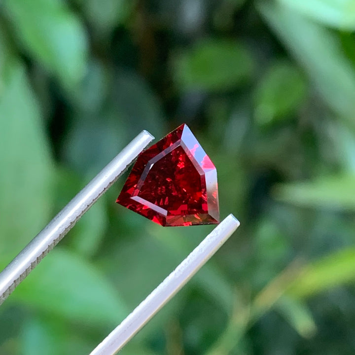 3.00 Carats Loose Rhodolite Garnet Shield Shape