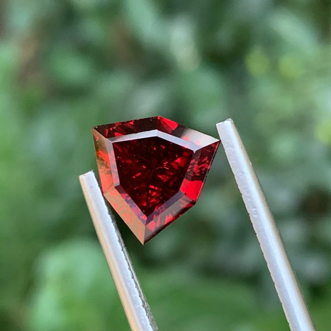 3.00 Carats Loose Rhodolite Garnet Shield Shape