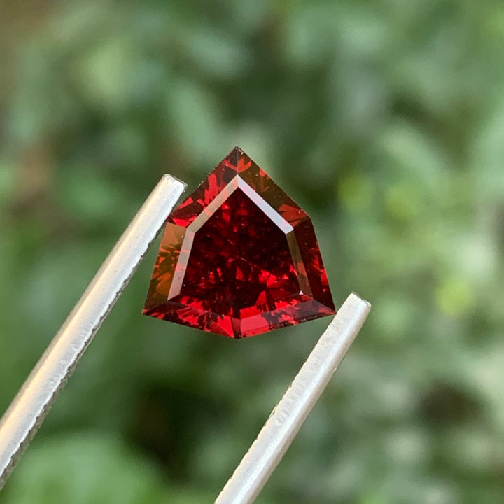 3.00 Carats Loose Rhodolite Garnet Shield Shape