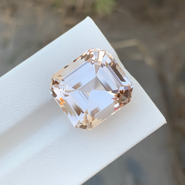 28.65 Carats Faceted Imperial Color Topaz