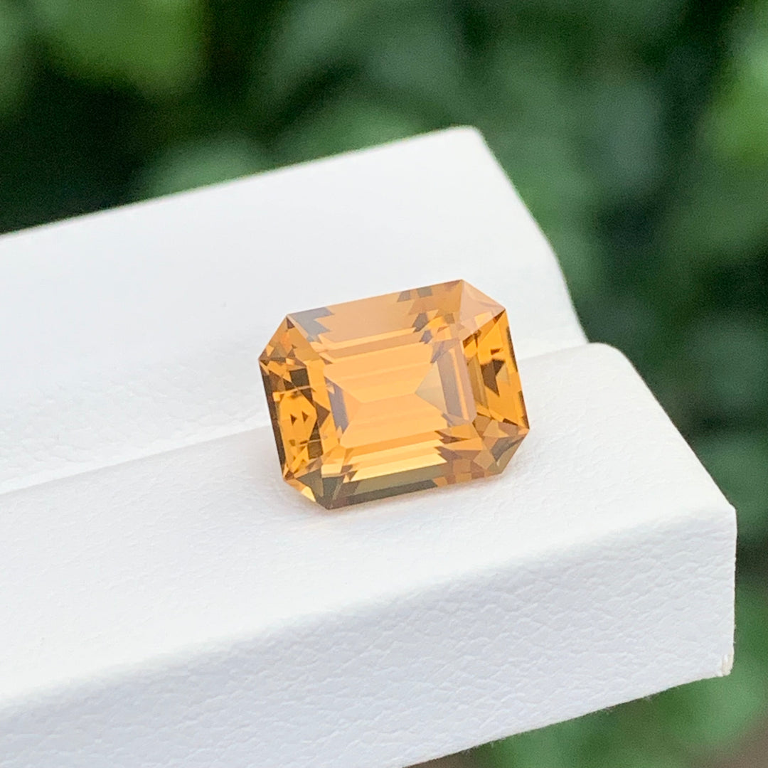 4.40 Carats Loose Citrine Emerald Shape