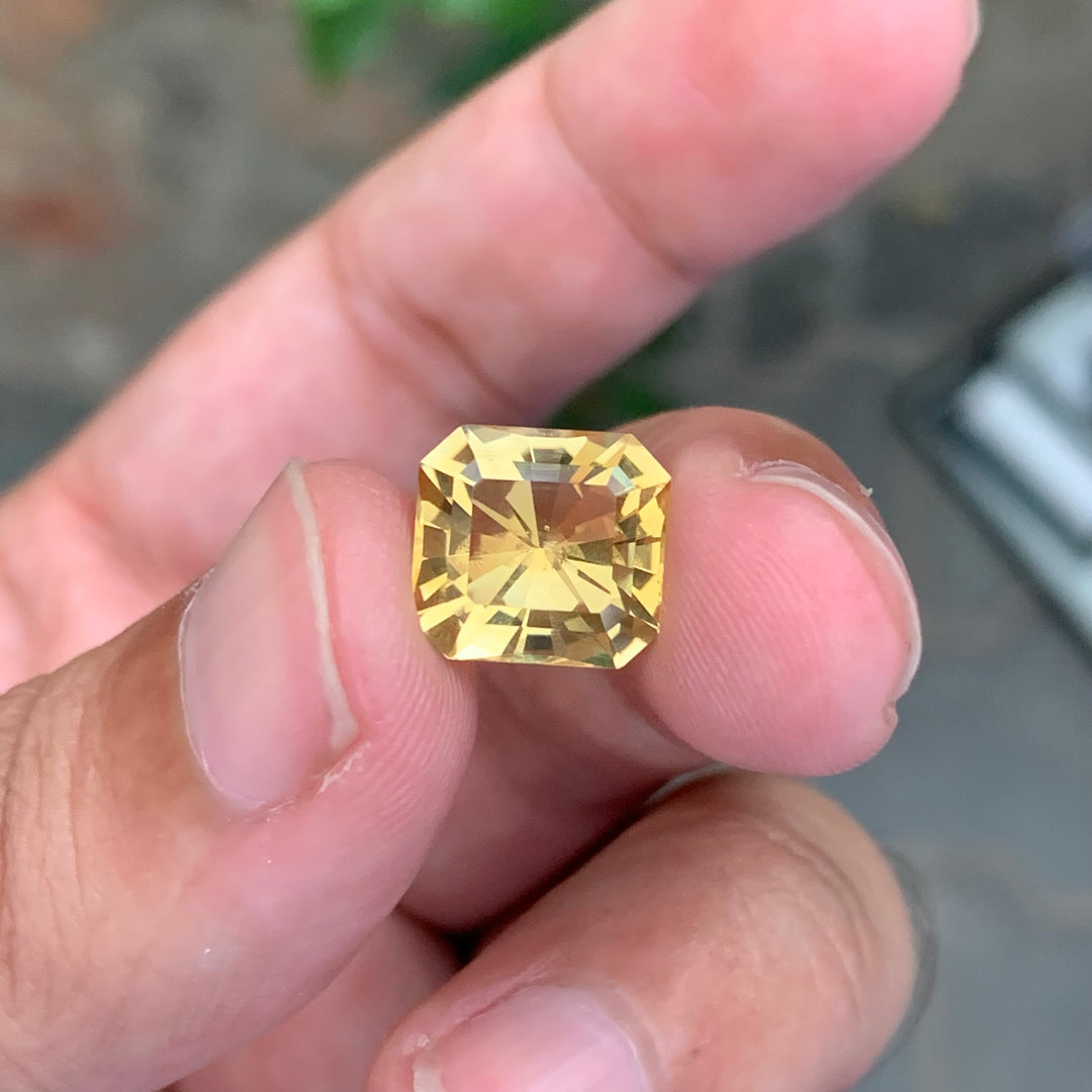 5.10 Carats Loose Citrine Square Shape