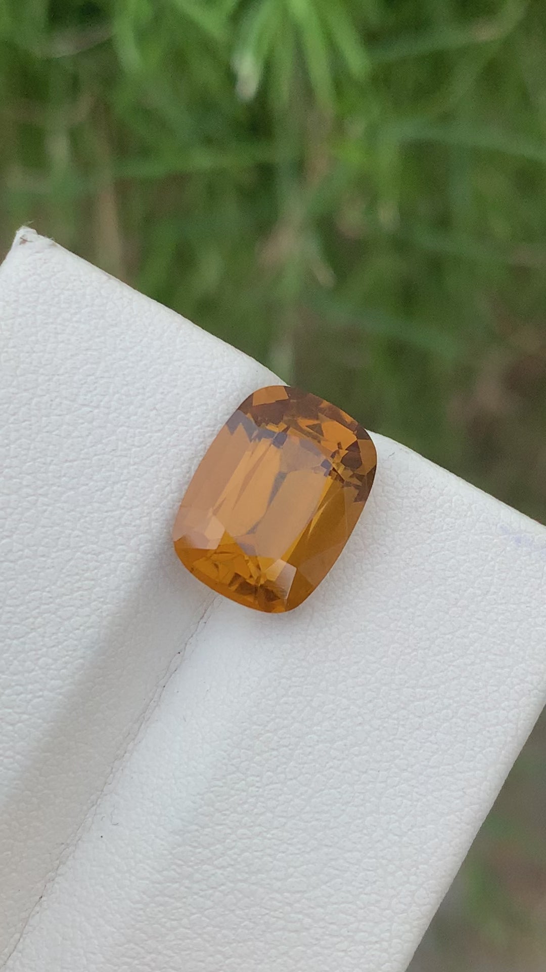 6.40 Carats Lovely Natural Loose Cushion Cut Oval Shape Citrine