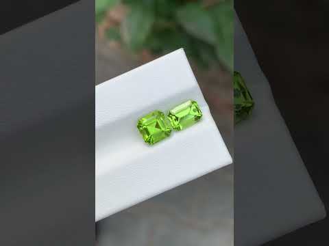 3.75 Carats Loose Green Peridot Pieces Pakistani Gemstones